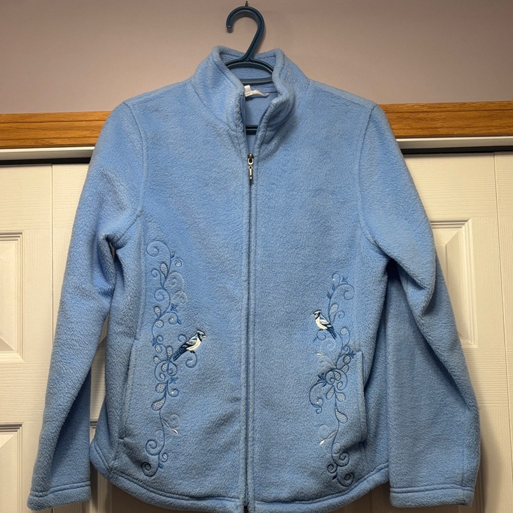 Northern Reflection Embroidered Blue Jay Fleece Jacket - Picture 4 of 8